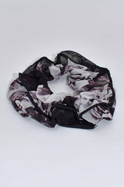 Scrunchie in Rose Garden