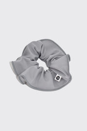 Scrunchie in Core - Soft Grey